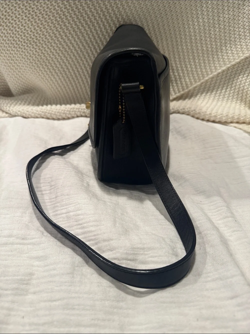 Coach Black Leather Shoulder Bag with Gold Turnlock
